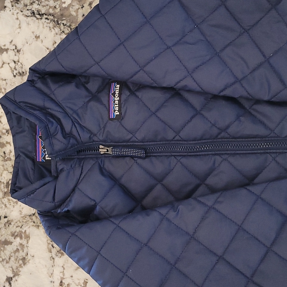 PATAGONIA NAVY DOWN JACKET SIZE 2T